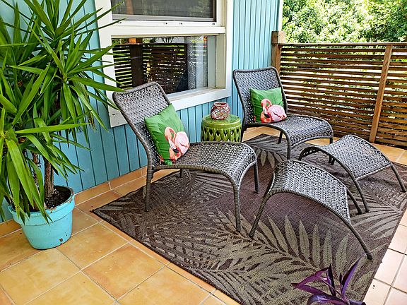Enclosed Tiled Front Patio