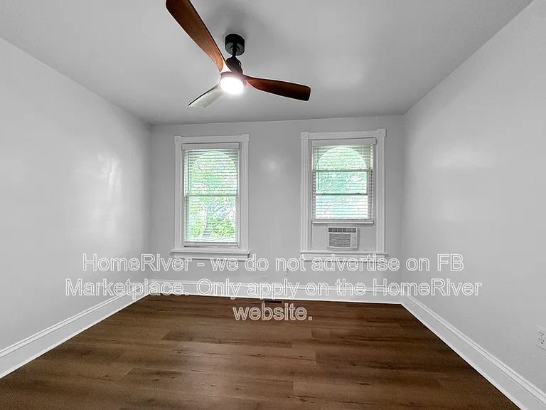 1328 9th St NW — Photo 8