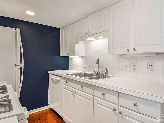 5th image of 9715 Harbour Cove Ct #54