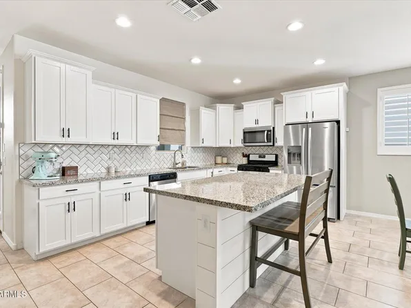 8544 E OSAGE Avenue, Mesa, AZ 85212