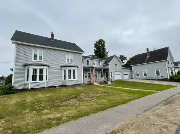 35 Oak Street, Laconia, NH 03246