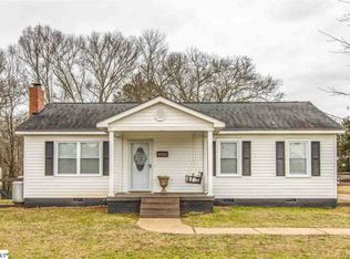 1002 Broadway School Rd, Belton, SC 29627