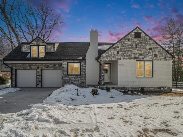 7423 State Line Rd, Kansas City, MO 64114