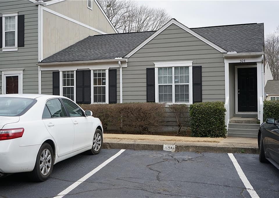 1st image of 504 Harbor Lake Ct
