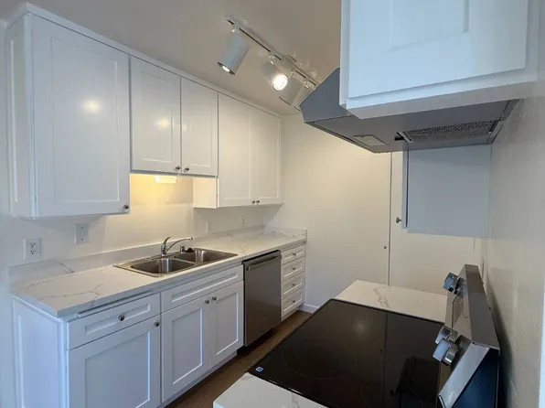 117 W Avenida De Los Arboles #165, Thousand Oaks, CA 91360