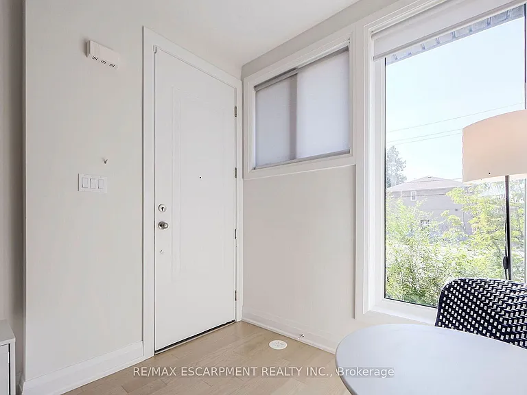 1778A Lawrence Ave W #2 — Photo 3