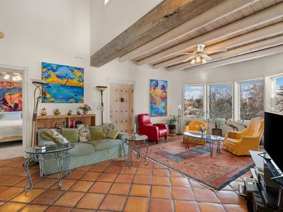 3204 Nizhoni Dr, Santa Fe, NM, 87507