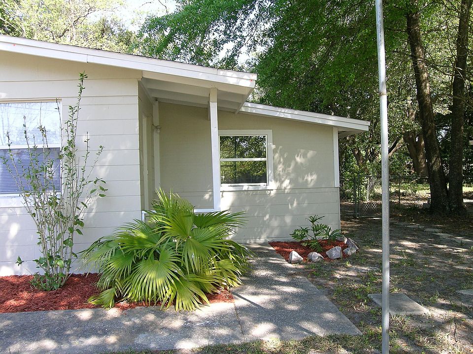 1st image of 2139 Burpee Dr
