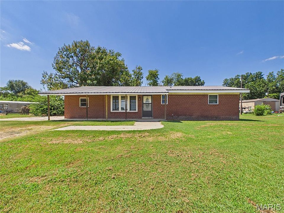 1st image of 39389 County Road 233