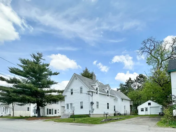 30 Chamberlain Street, Brewer, ME 04412