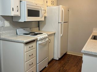 rh433SonomaAve, Santa Rosa, CA 95401