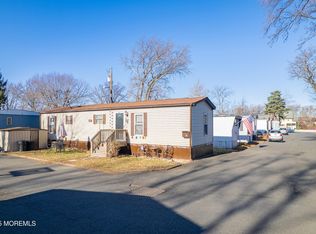 31 Sams Trailer Ct Court, Hazlet, NJ 07730