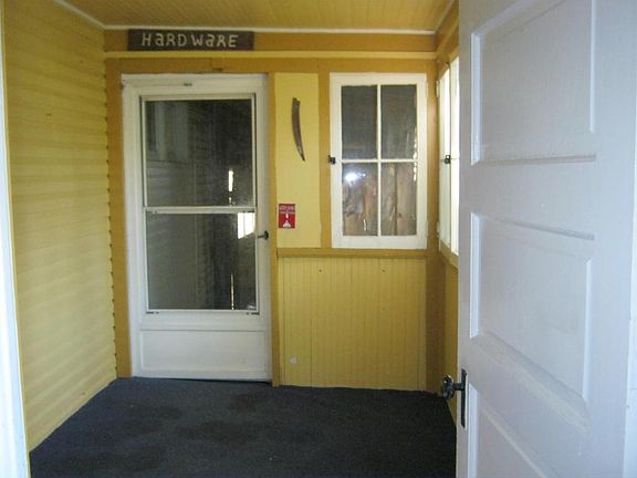 5th image of 318 N Columbus St