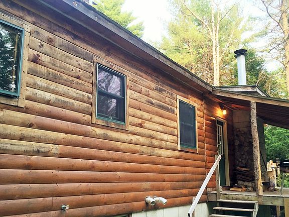 2nd image of 9 Hemlock Dr