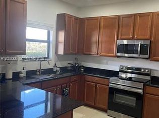 747 NE 193rd St #747, Miami, FL 33179
