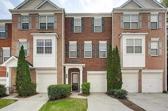 433 Heritage Park Trce NW