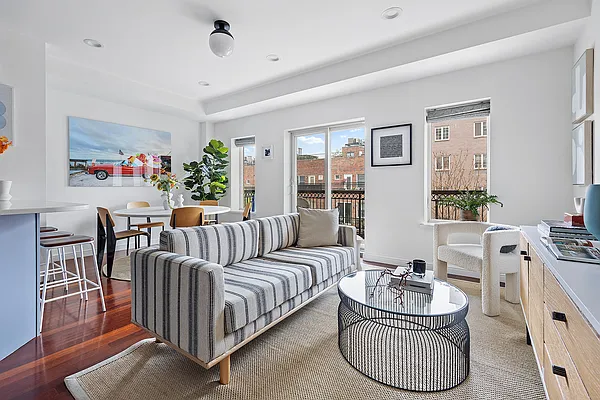 Sold by Compass | media 1