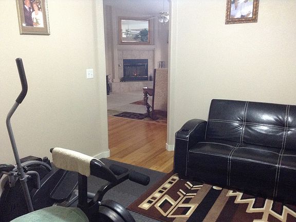 4th image of 1022 Shannon Ave