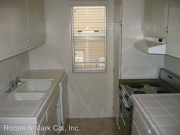 2nd image of 1037 10th St APT 302