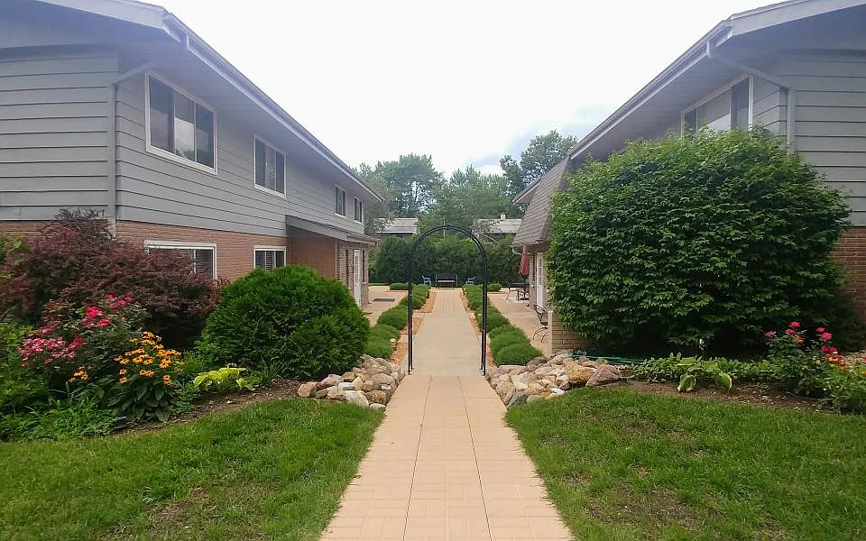 1317 Argo Ln