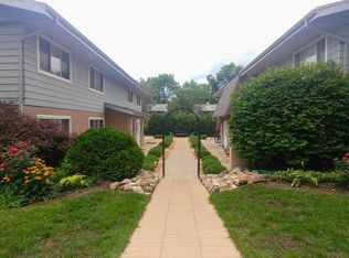 1317 Argo Ln, Lockport, IL