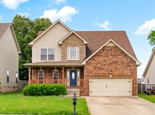 2920 Brewster Dr, Clarksville, TN 37042