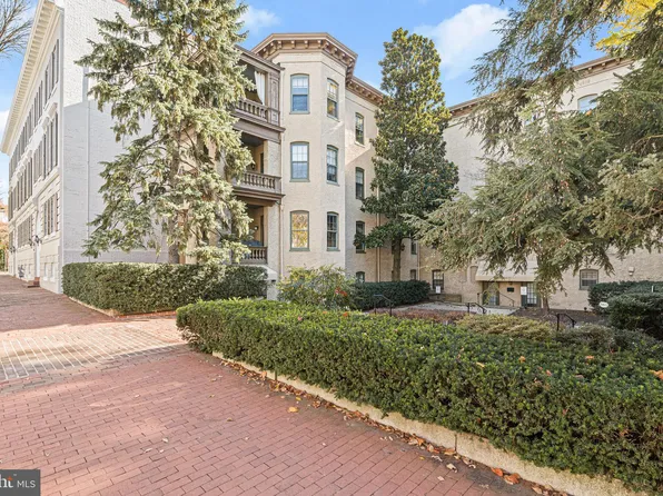 2910 Q St NW APT A11, Washington, DC 20007