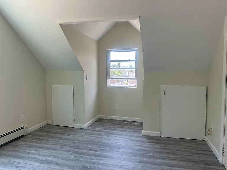 548 S 16th St #2 — Photo 10