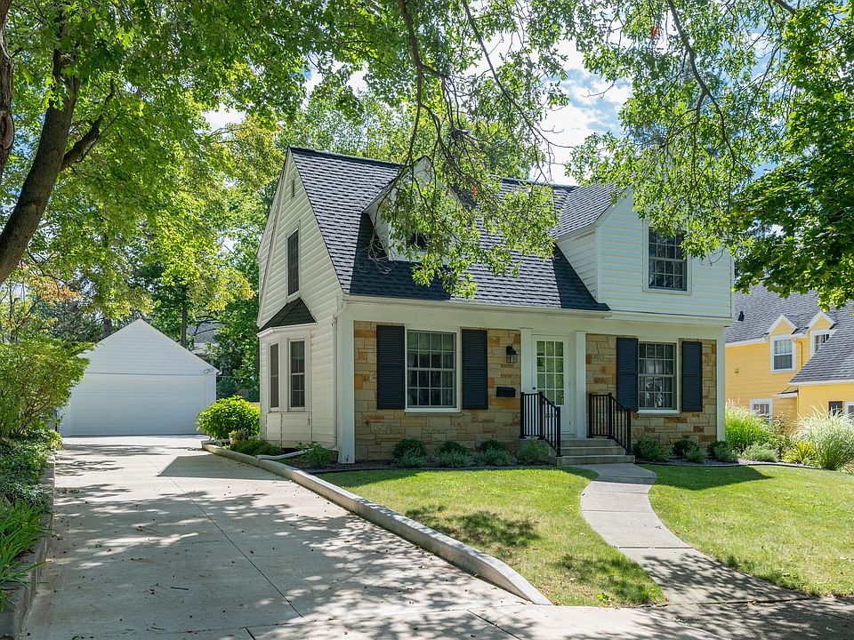 1st image of 2239 Sheffield Dr
