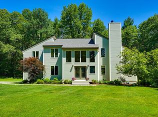 620 Lowell St, Carlisle, MA 01741