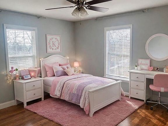 3rd image of 190 Lowery Rd