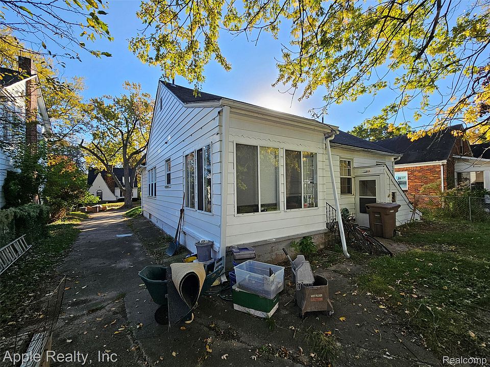 156 Erie Rd, photo 4