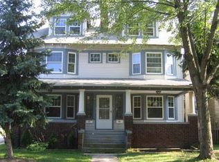2692 Hampshire Rd, Cleveland Heights, OH
