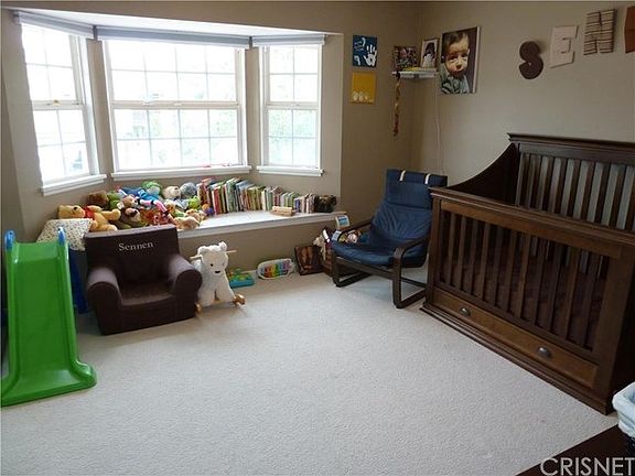 4th image of 32065 Waterside Ln