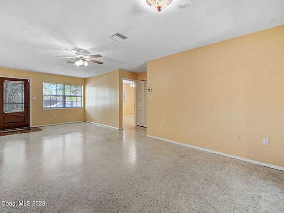 2nd image of 2680 Andrews Ave