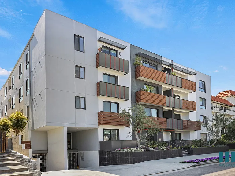 Martel Flats by Wiseman