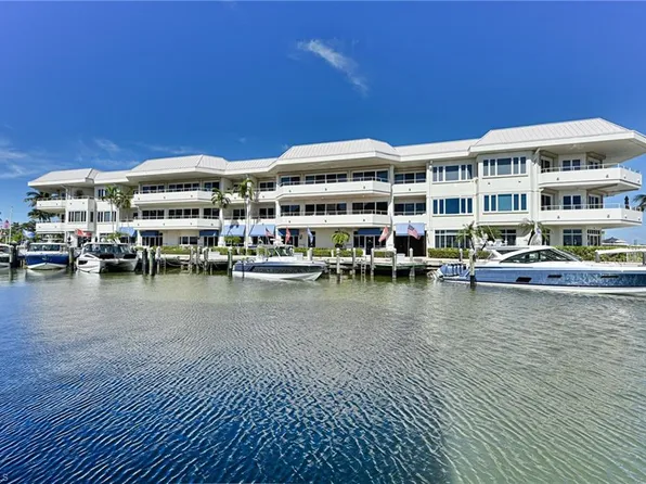 909 10th ST S #203, NAPLES, FL 34102