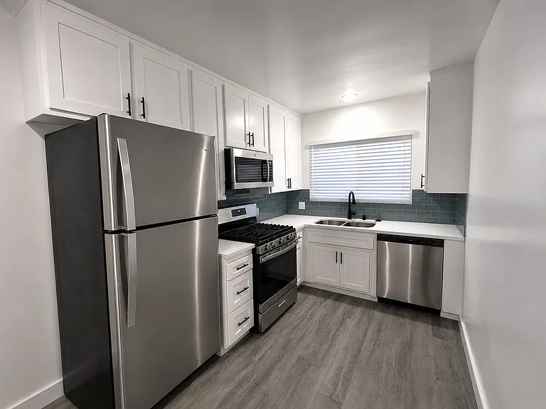 123 California Ave — Photo 37