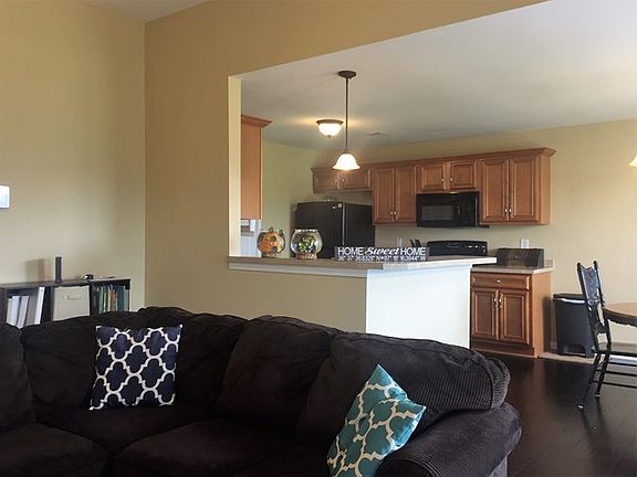 5th image of 972 Cindy Jo Ct