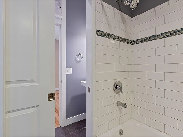 2511 W Caithness Pl — Photo 13