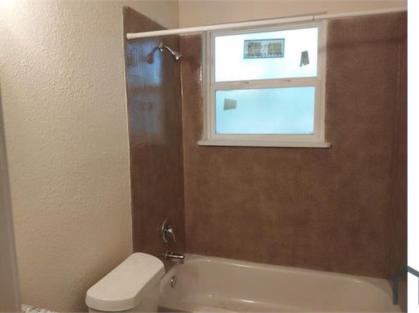 1084 W 21st St APT 3