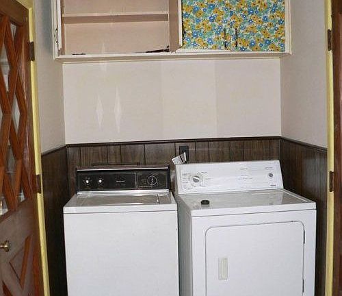 4th image of 2309 Cambridge Dr