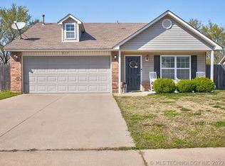 817 E 147th St, Glenpool, OK 74033
