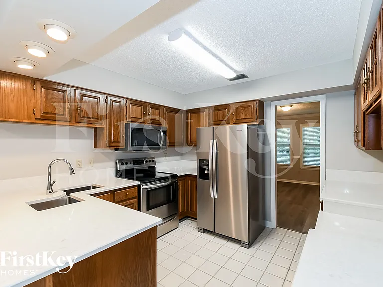 2790 Ravines Rd — Photo 6