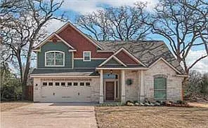 8209 Raintree Dr