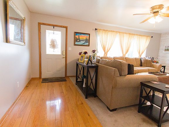 4th image of 2625 Larwood Dr