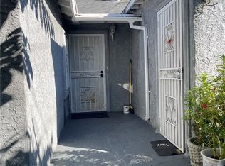 9536 Compton Ave, Los Angeles, CA 90002