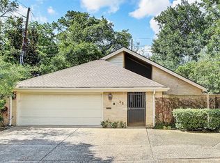 28 W Broad Oaks Dr, Houston, TX 77056