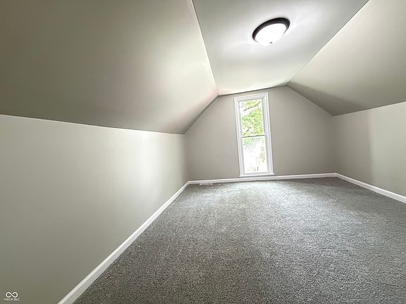 5th image of 134 W Pine St