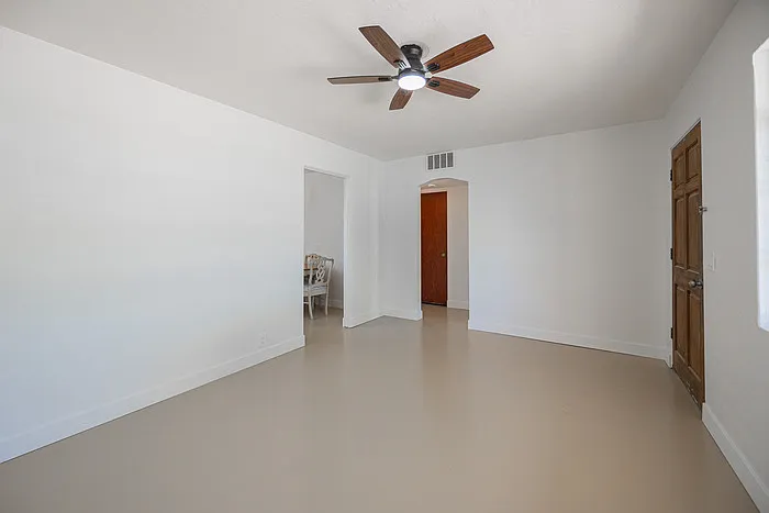 2449 E Fairmount Ave #1 — Photo 12